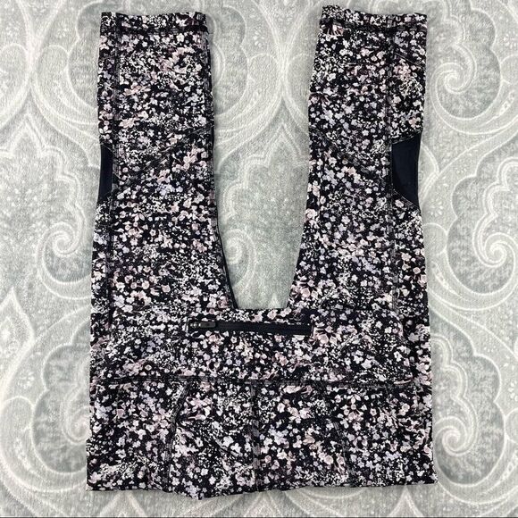 Lululemon Pace Rival Crop   - Picture 4 of 6